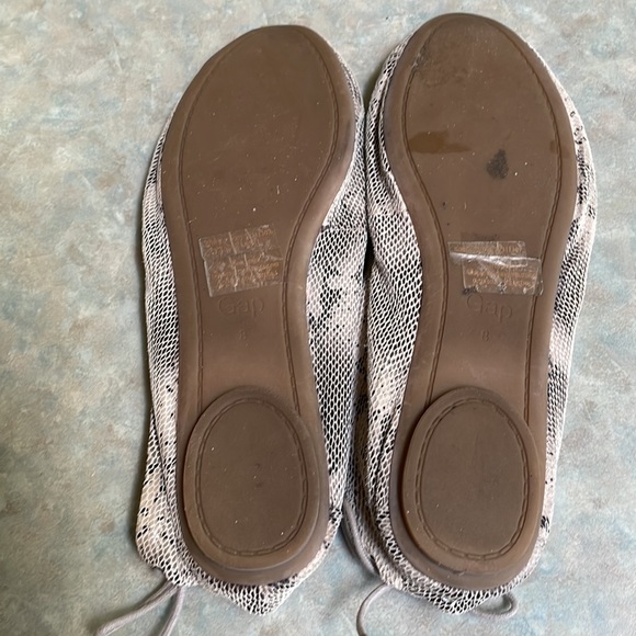 Gap snake printed flats (sz 8) - Picture 8 of 9
